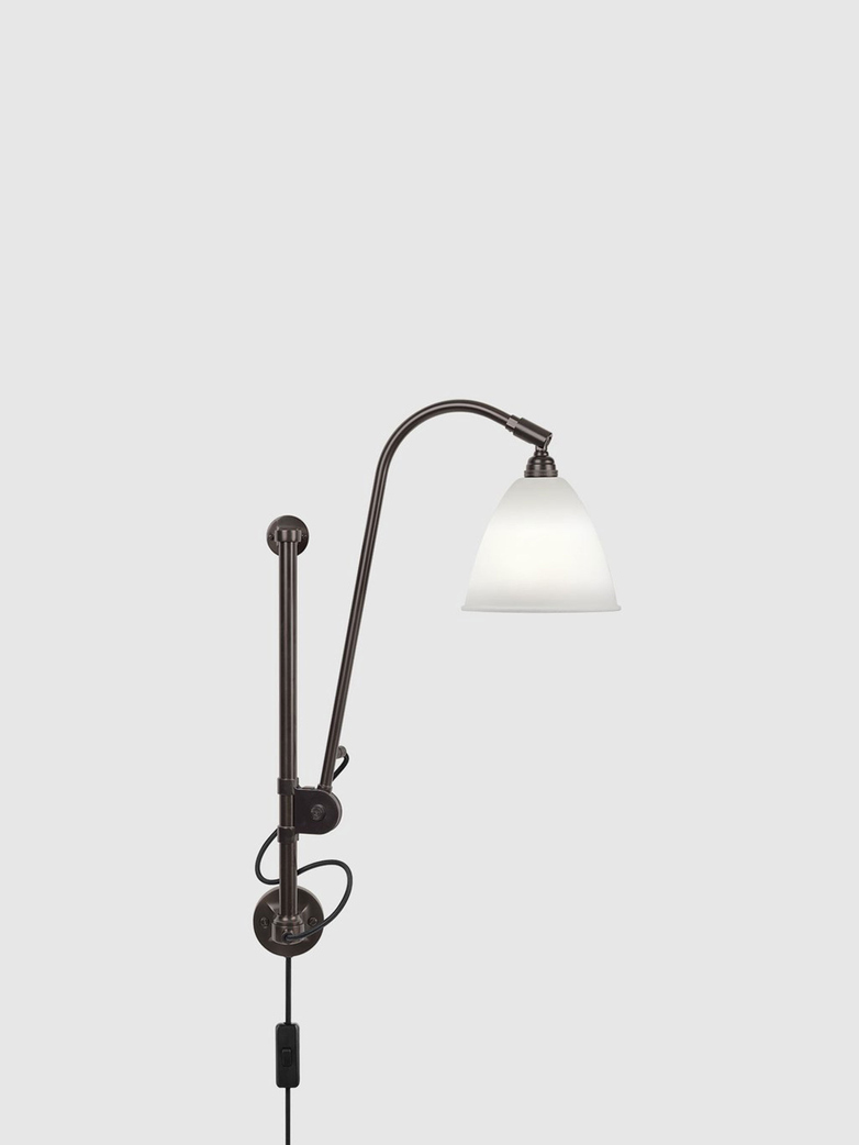 BL5 Wall Lamp – Black brass base – Bone China White