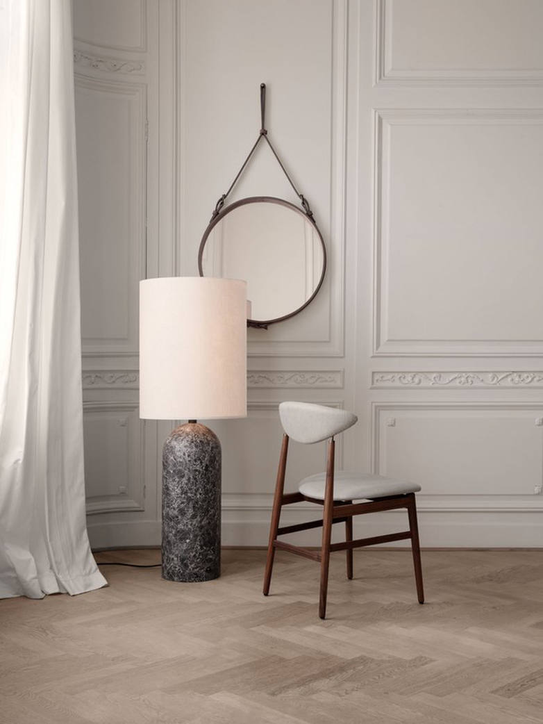 Gravity Floor Lamp XL – Black Marble Base – Canvas – High