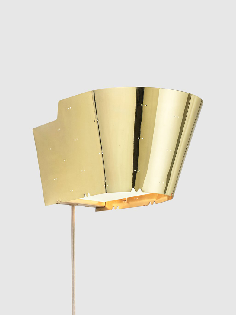 9464 Wall Lamp – Brass Base – Polished Brass
