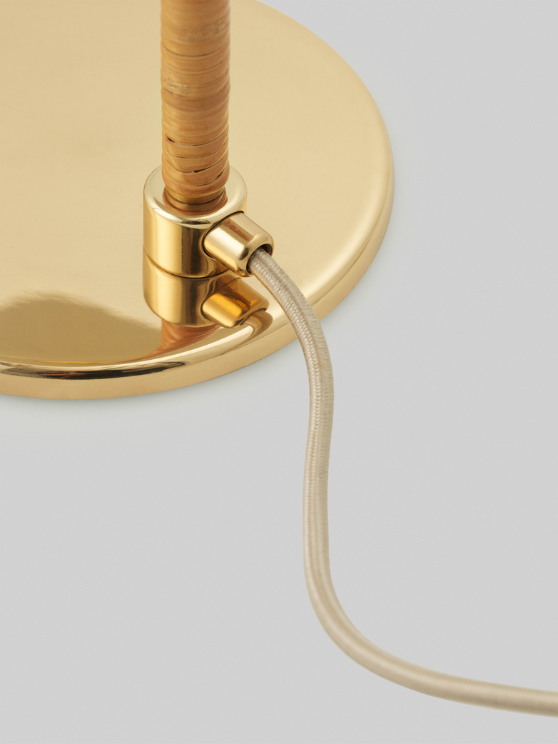 9602 Floor Lamp - Brass Base - Wicker Willow