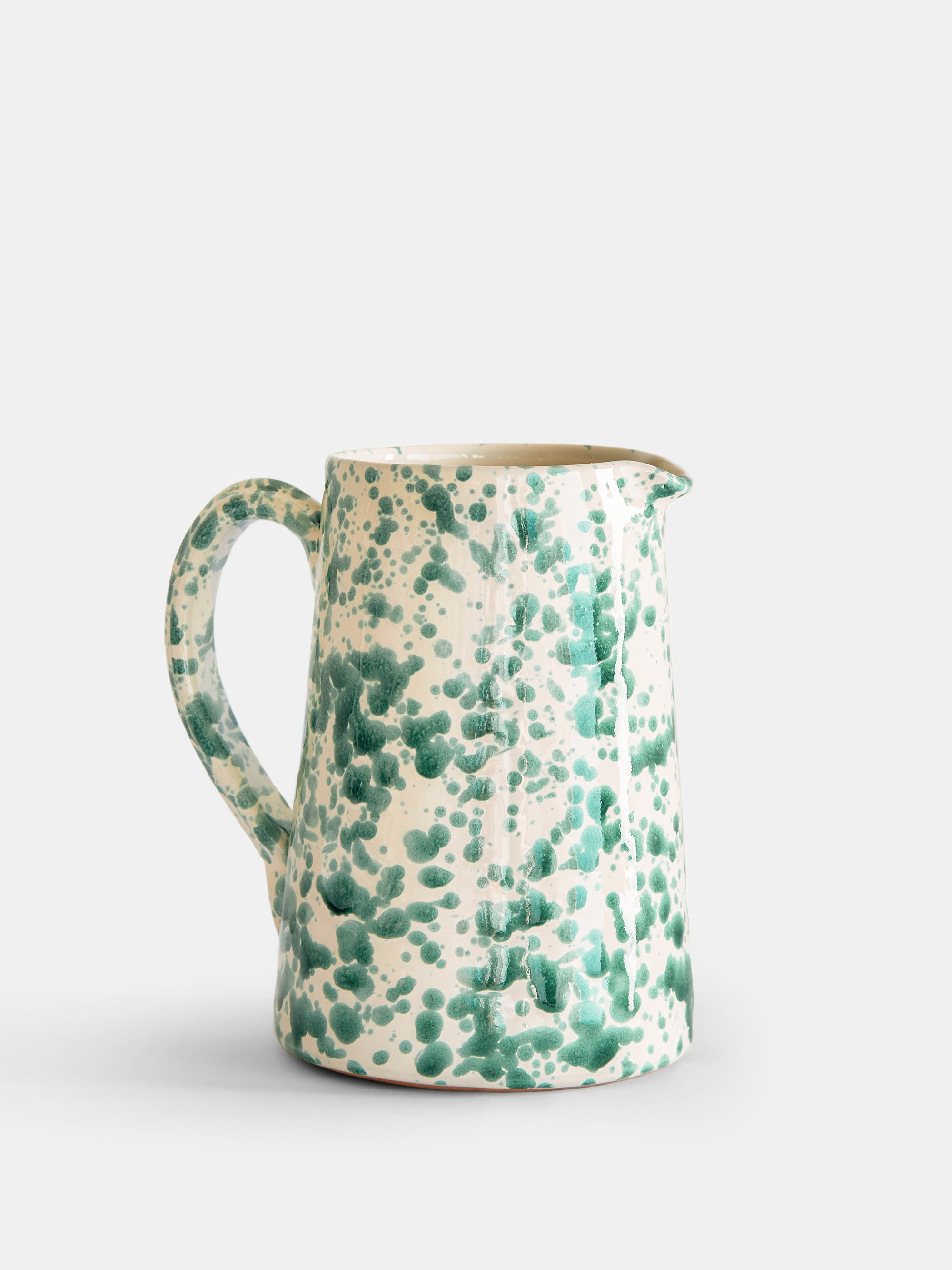 23531 7920426153 Spruzzi Vivente Pitcher Green On Creme 1 Portrait