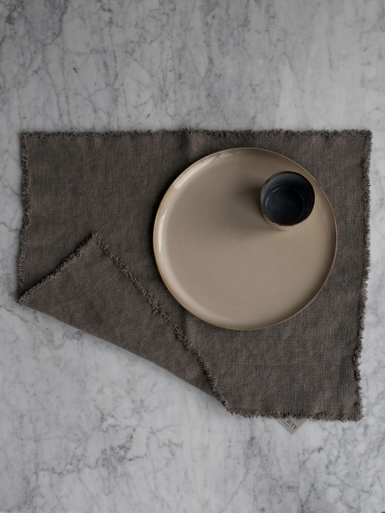 Maya Placemat 40x50cm 87 Fumo