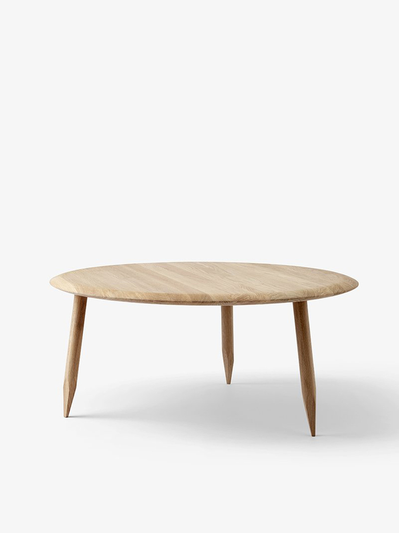 Hoof SW2 – Solid White Oiled Oak