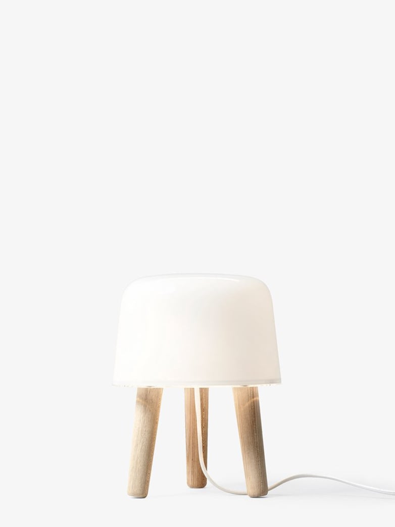 Milk Table Lamp NA1 – Natural Ash