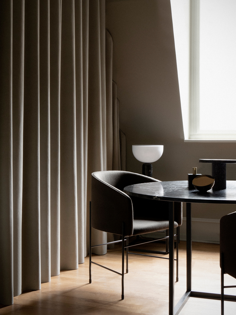 Kizu Table Lamp - Black Marble - Small