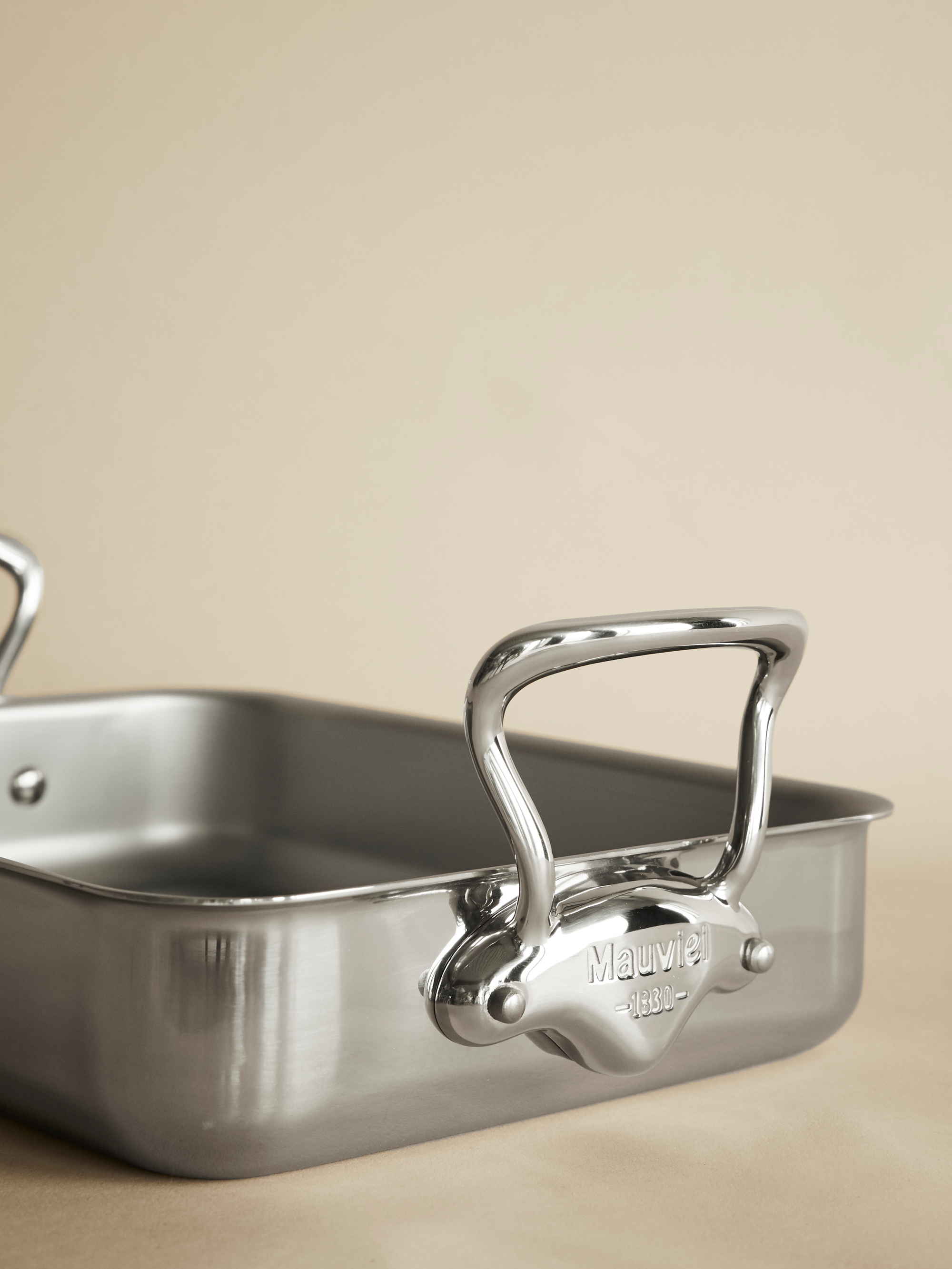 23940 F89cf4c1df 521730 Mauviel Cook Style Roasting Pan Portrait