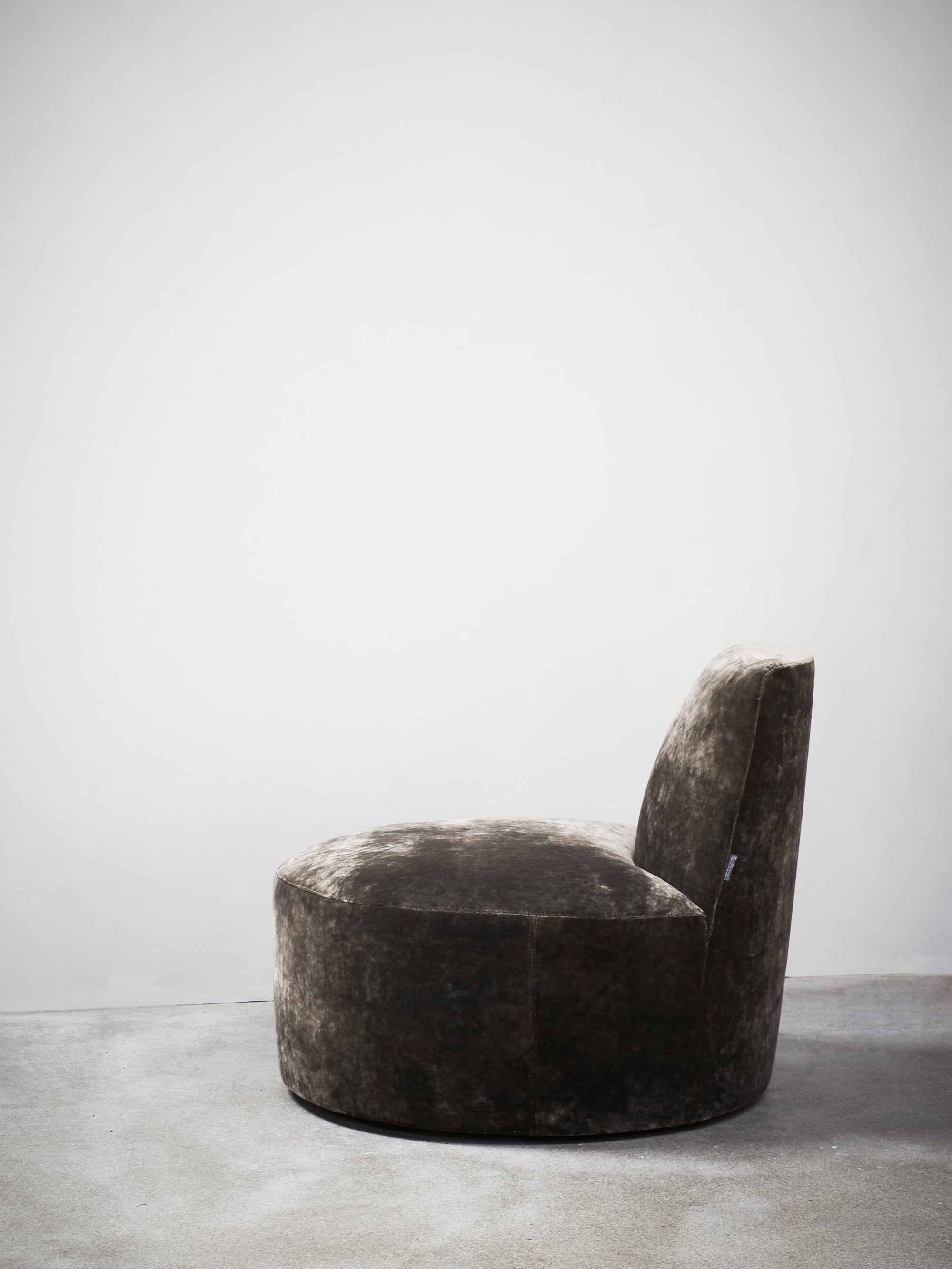 24022 7201622f14 Obao80e Baobab Armchair 2 Portrait