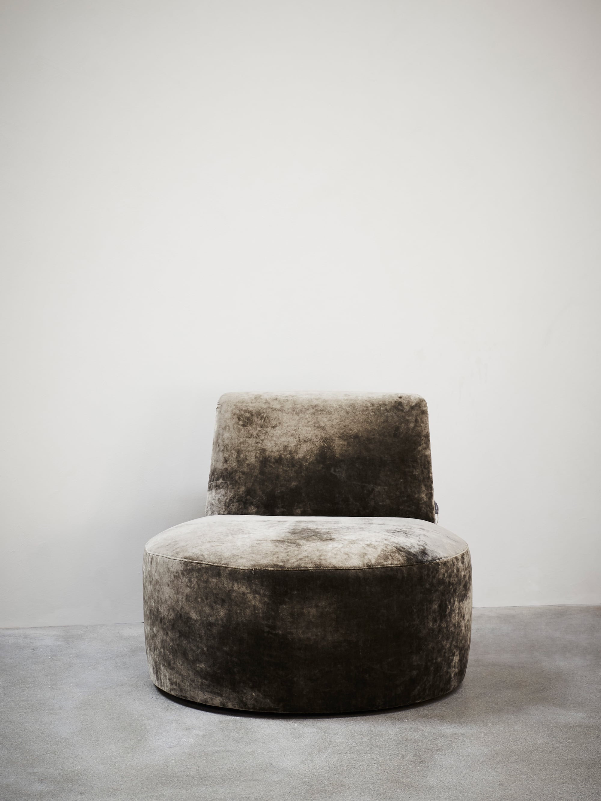 24022 98b344aafc Obao80e Baobab Armchair 3 Portrait