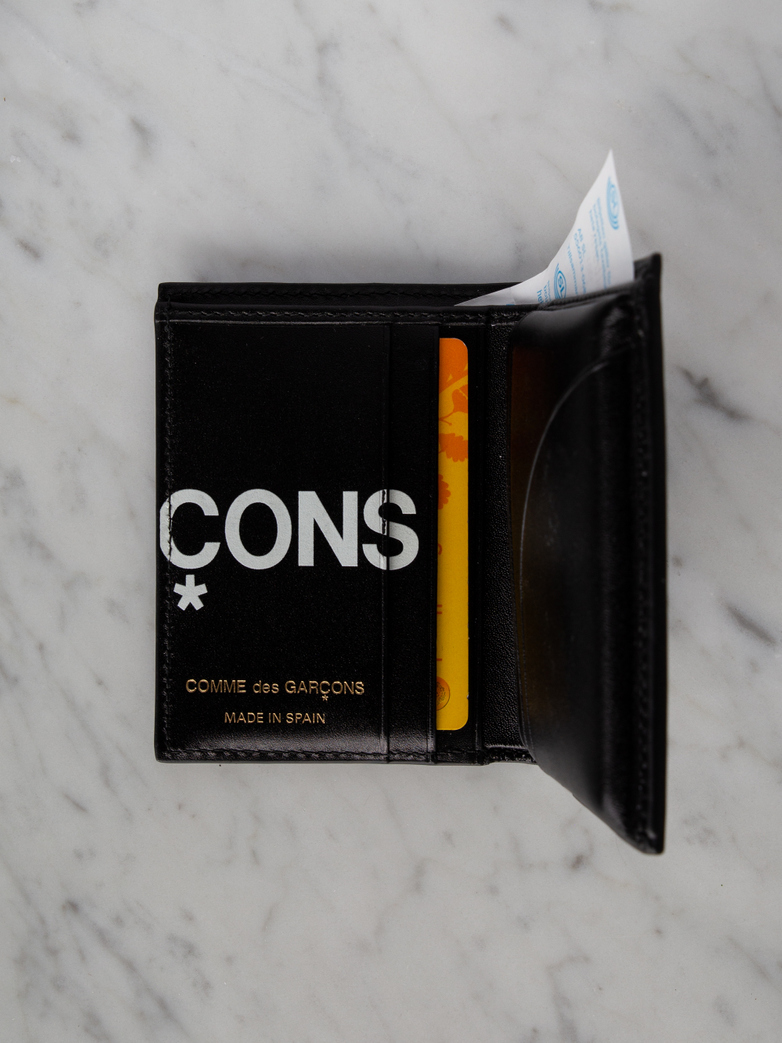 Huge Logo Card Wallet Black