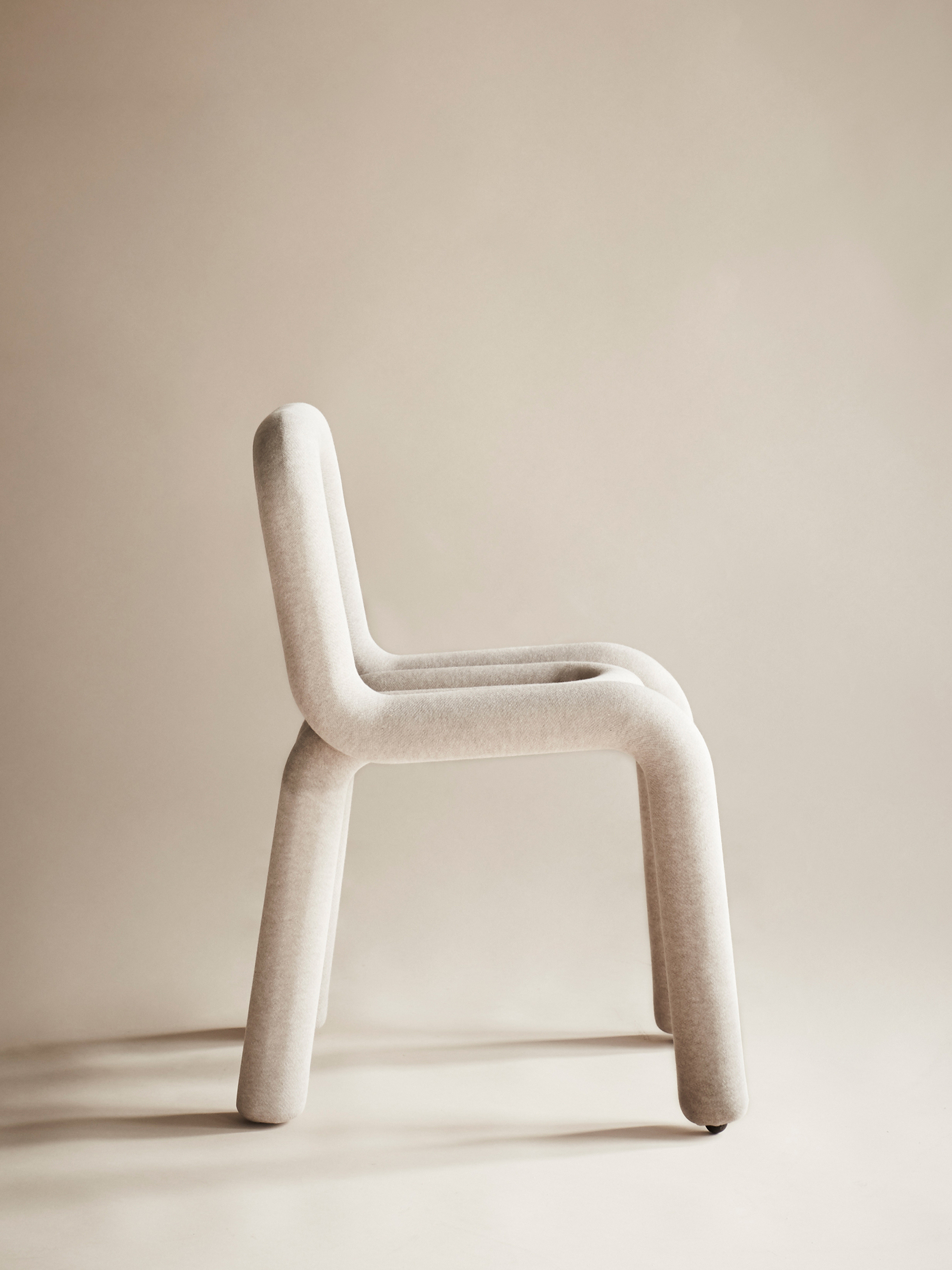 24162 30b05f3270 124162 34f0c03d18 Bg01cord Moustache Bold Chair Zoom Portrait