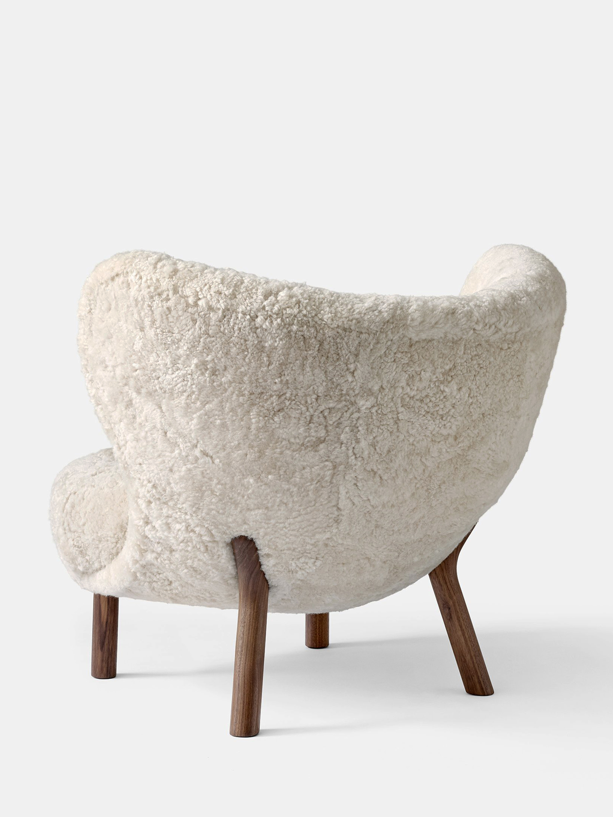 24172 2d3b0498c4 24172 04e73405fd Lille Petra Vb1 Sheepskin Moonlight Back Zoom Portrait