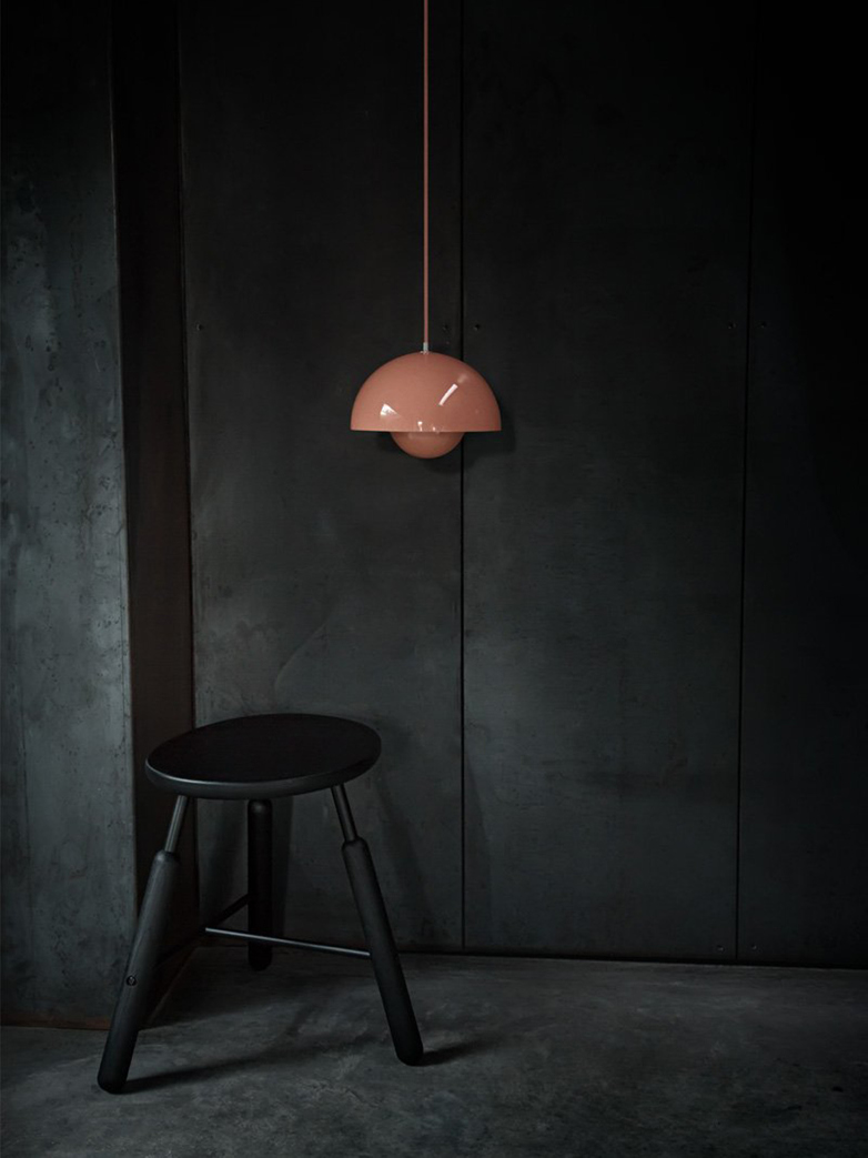 Stool NA3 – Black Lacqured Oak