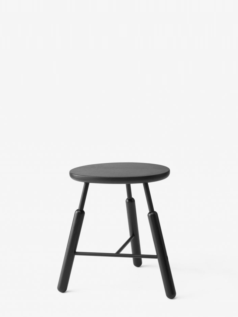 Stool NA3 – Black Lacqured Oak