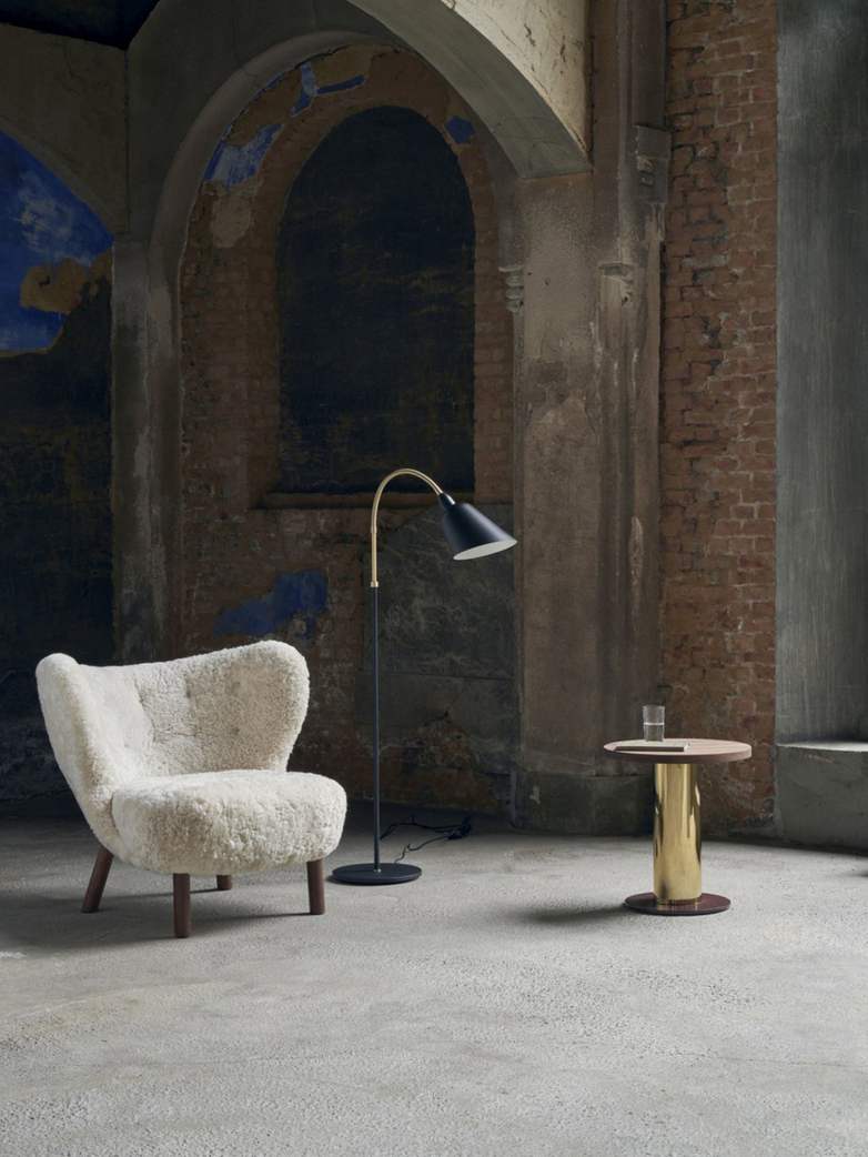 Mezcla JH19 Sofa Table – Walnut/Brass/Burgundy – Ø42