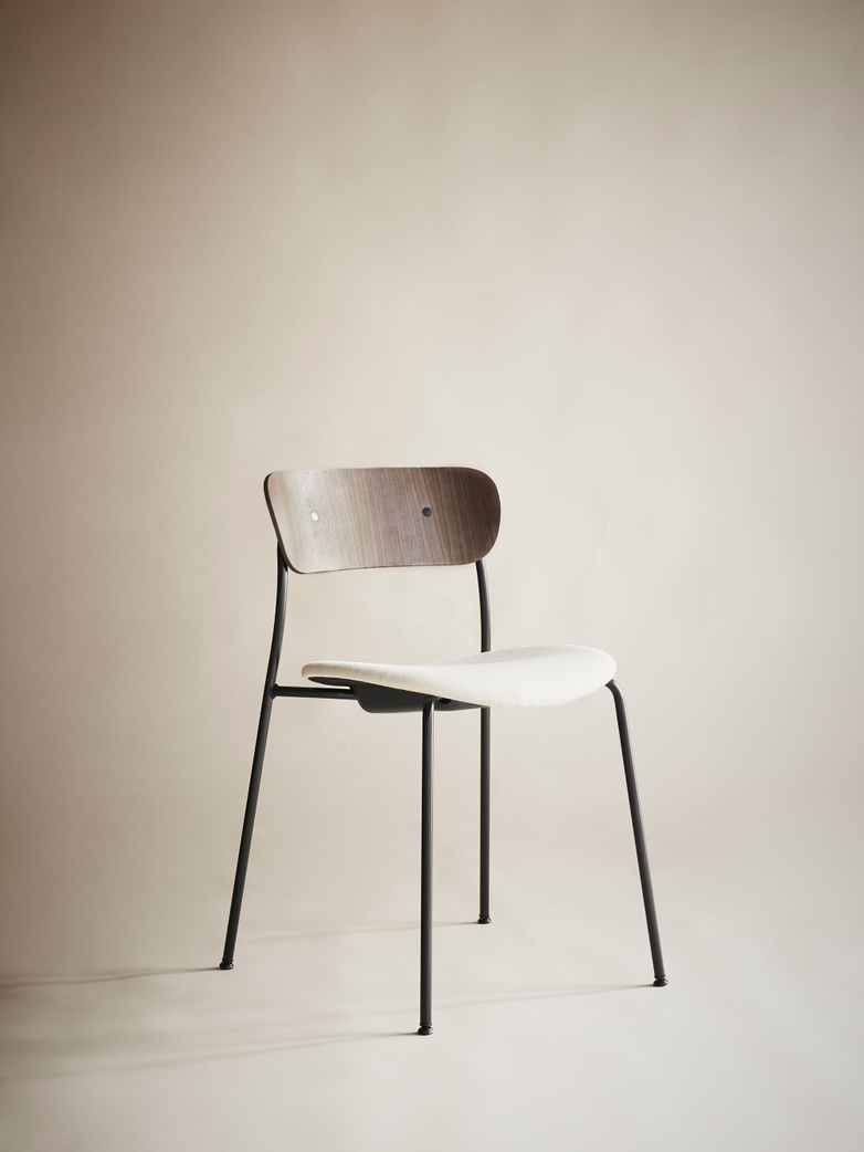 Pavilion Chair AV3