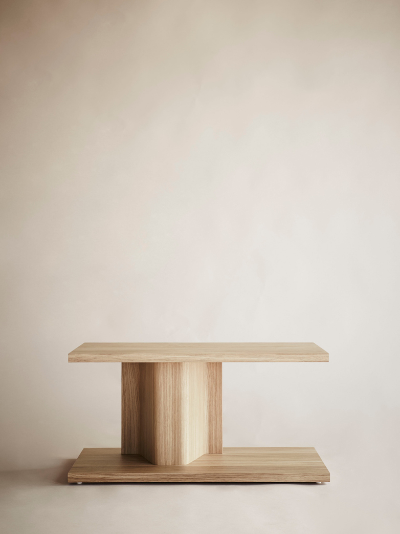 BIT Table – Natural Oak