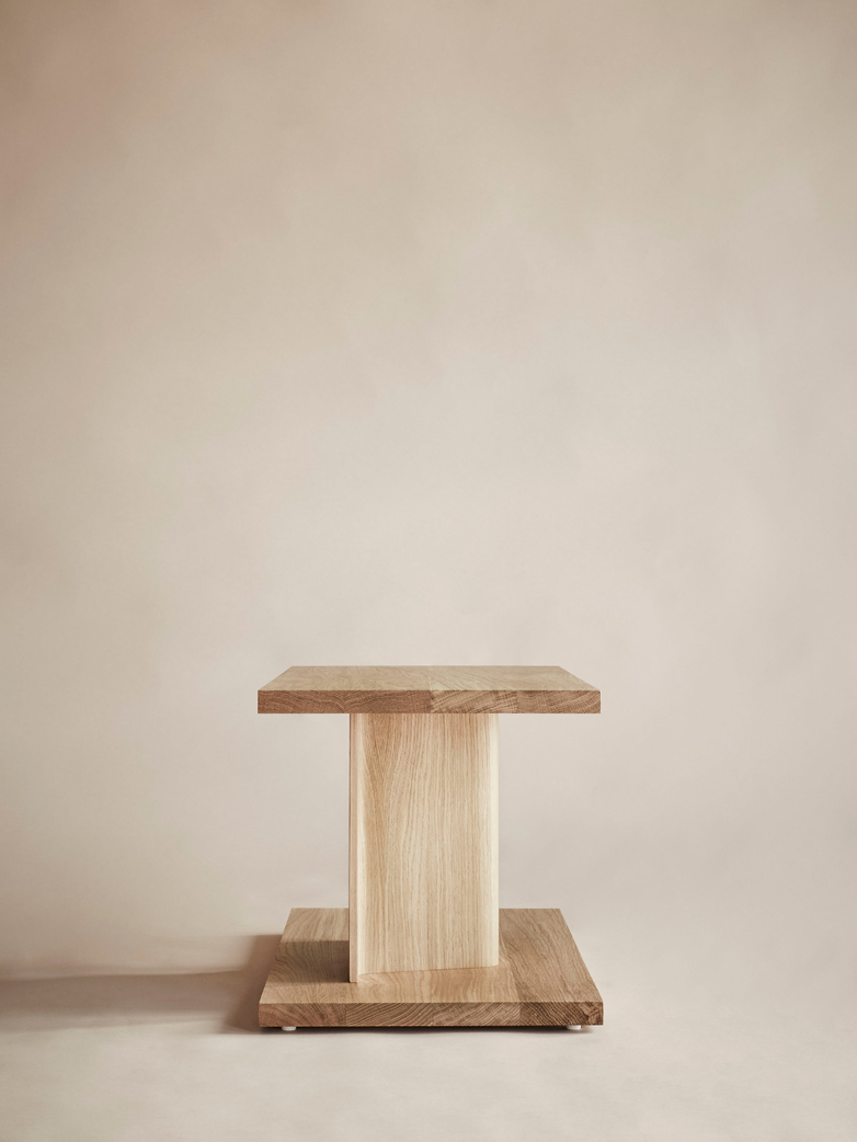 BIT Table – Natural Oak