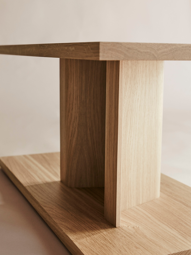 BIT Table – Natural Oak