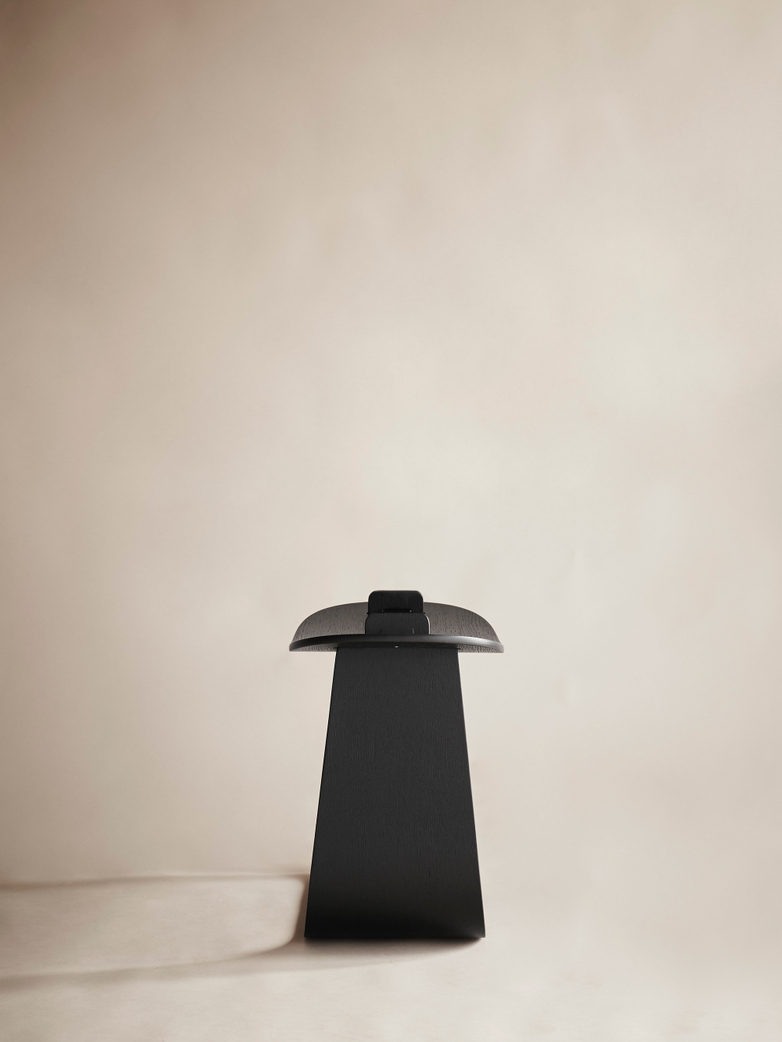 Harry Stool – Black Stained Oak