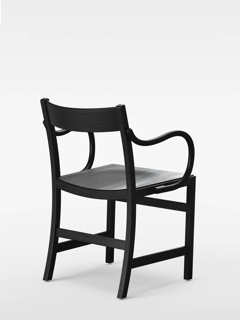 Waiter XL Armchair – Black Stained Beech