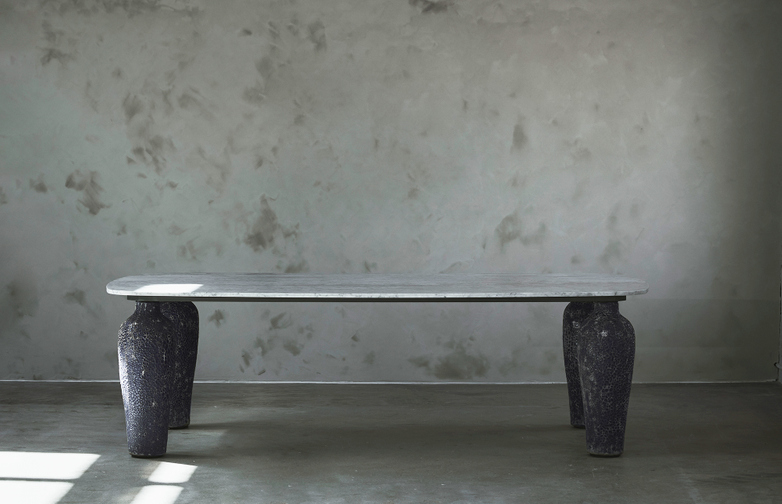 Moon 33 Dining Table – 250