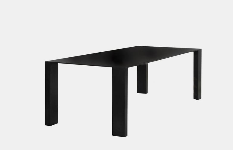 Big Gim Dining Table – Black