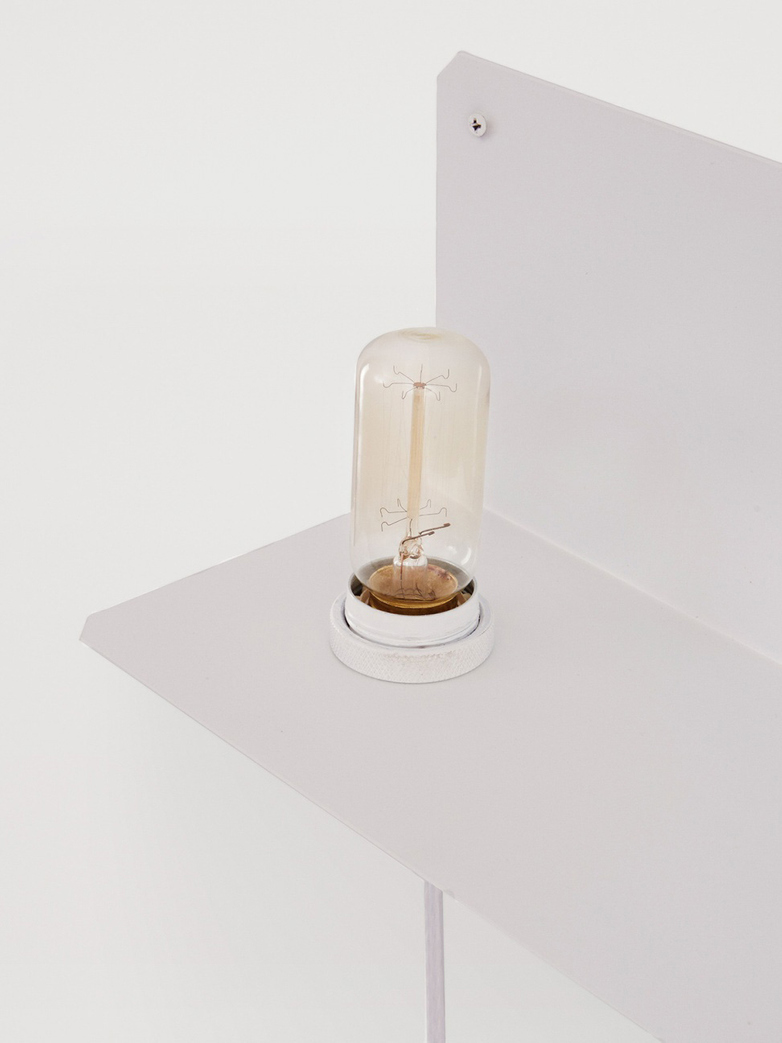 90° Wall Light – Brass