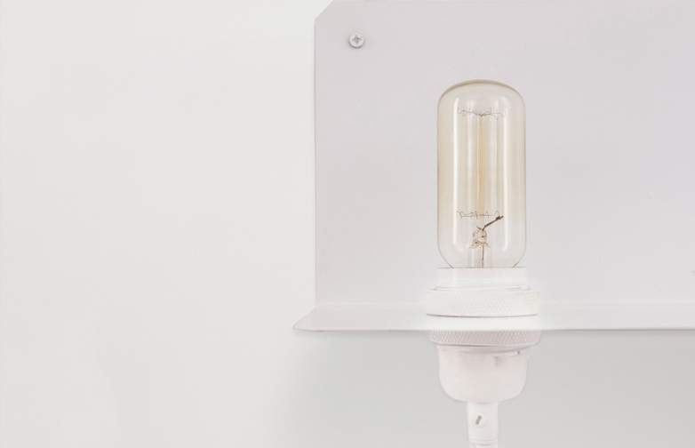 90° Wall Light – Brass