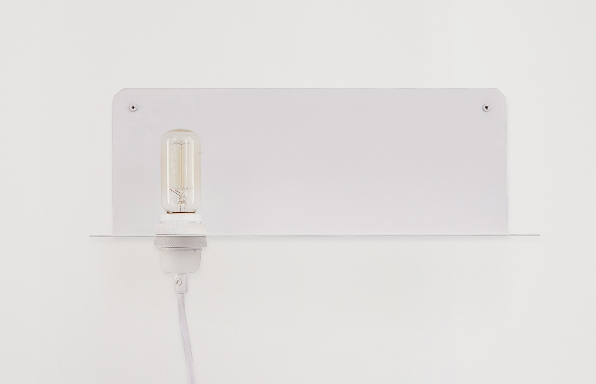 24607 C43b277537 Hylla Lampa White 2 Portrait