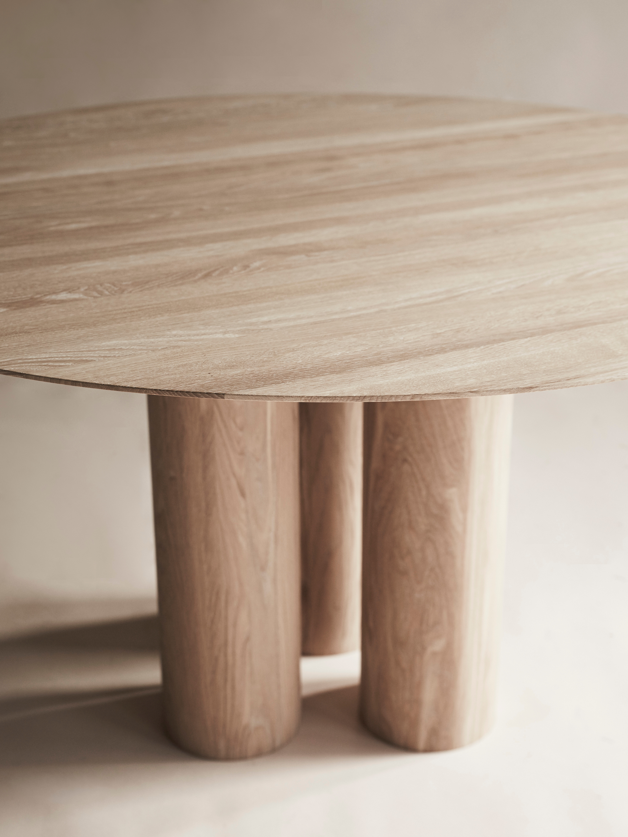 24643 84c0ecc587 540eo Hommage Dining Table 2 Portrait