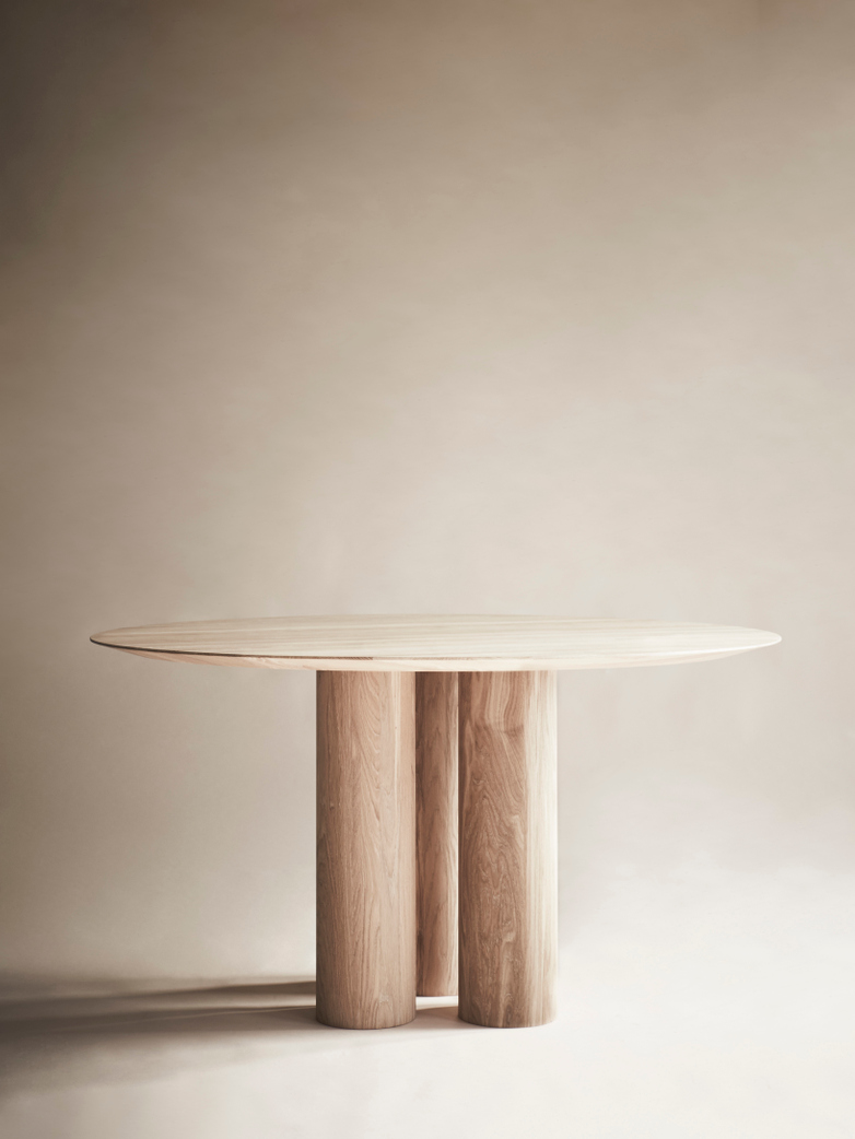 Hommage Grande Dining Table – White Stained Oak
