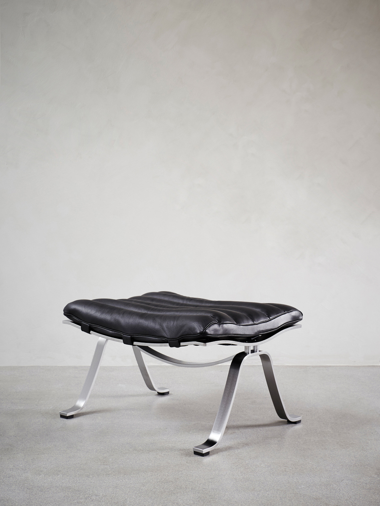 Ari Footstool