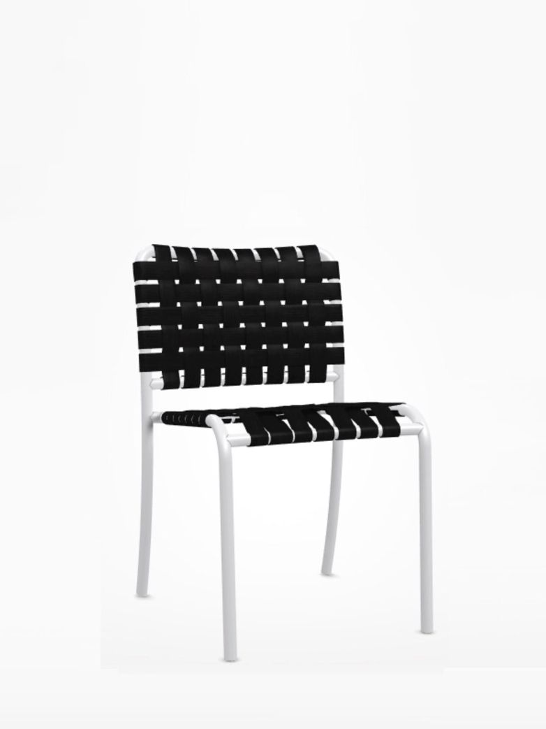 Inout 823 C Chair – White/Black