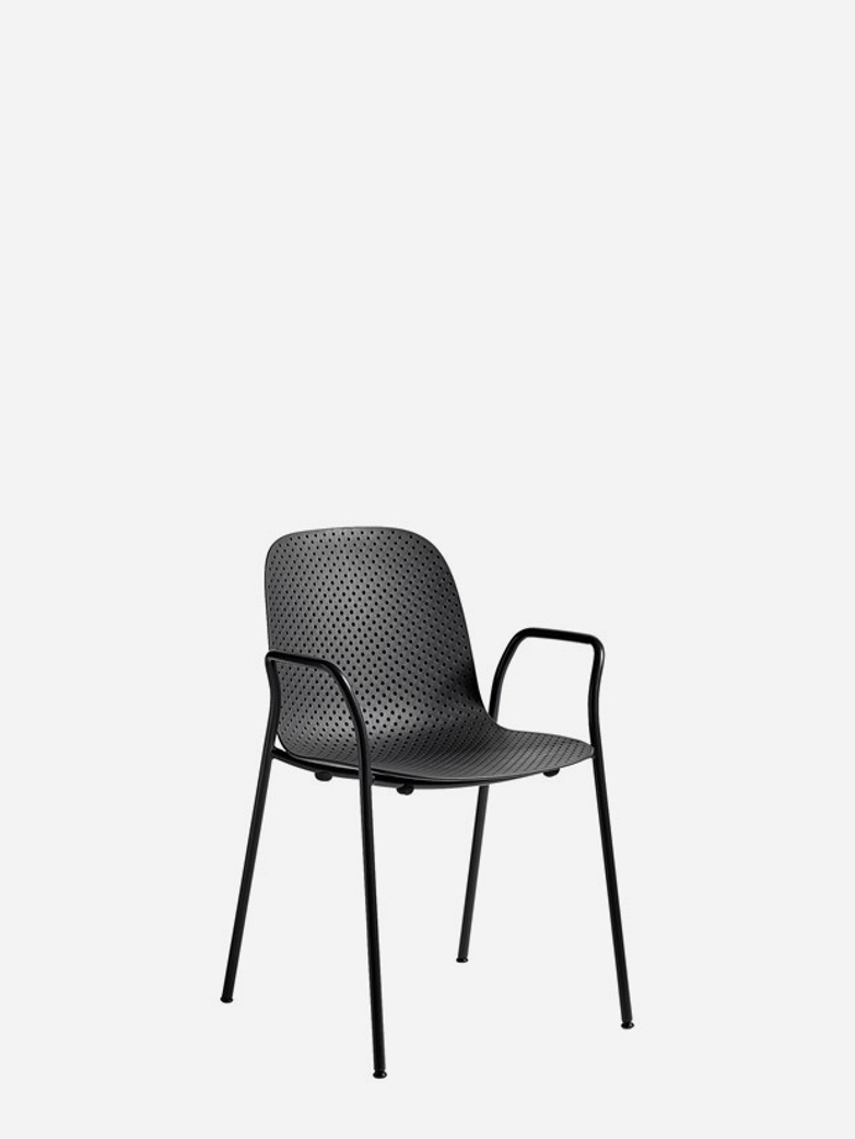 13eighty Chair – Graphite Black