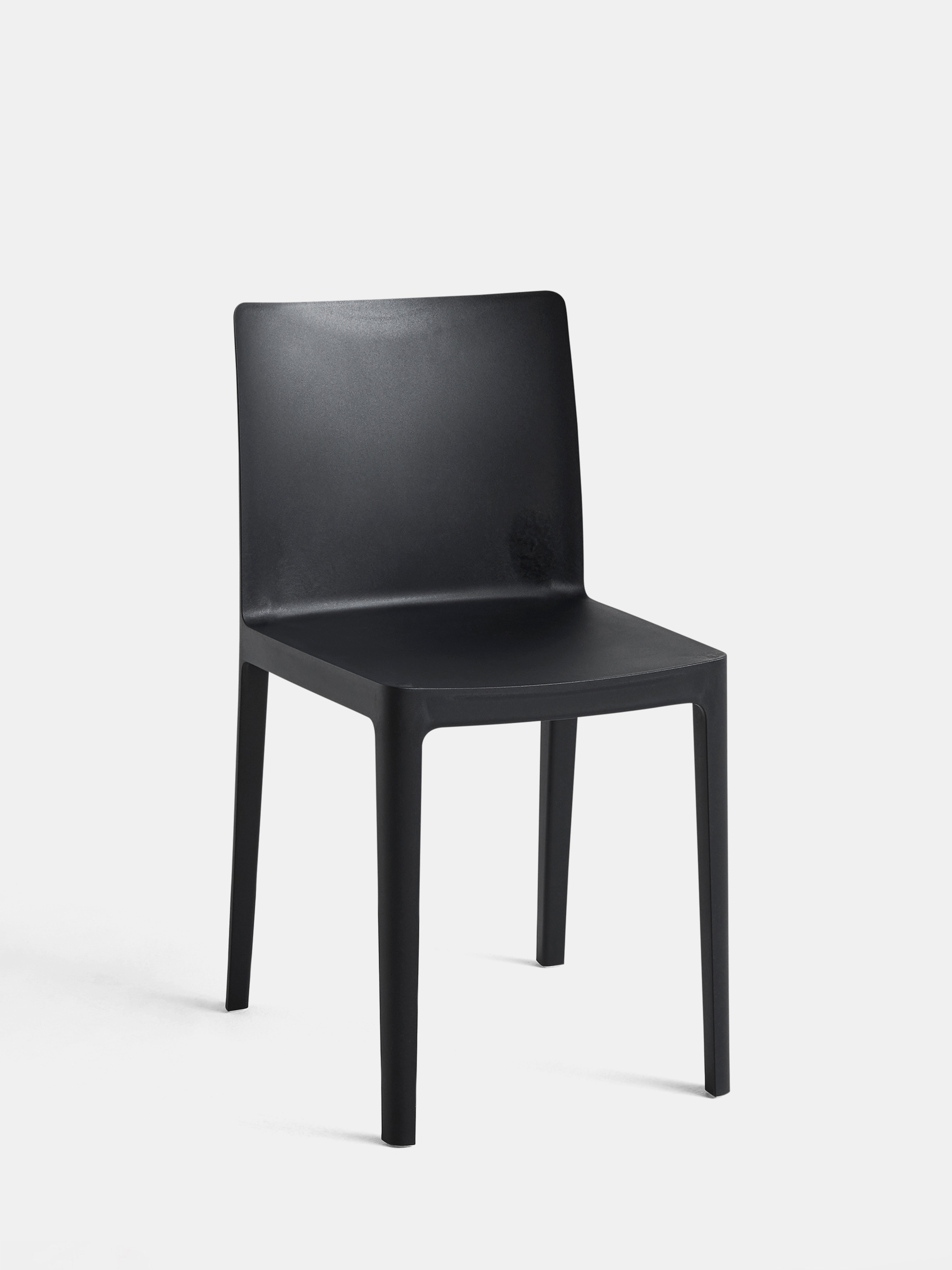 25764 A4e582d41c 930241 Elementaire Chair Anthracite Portrait