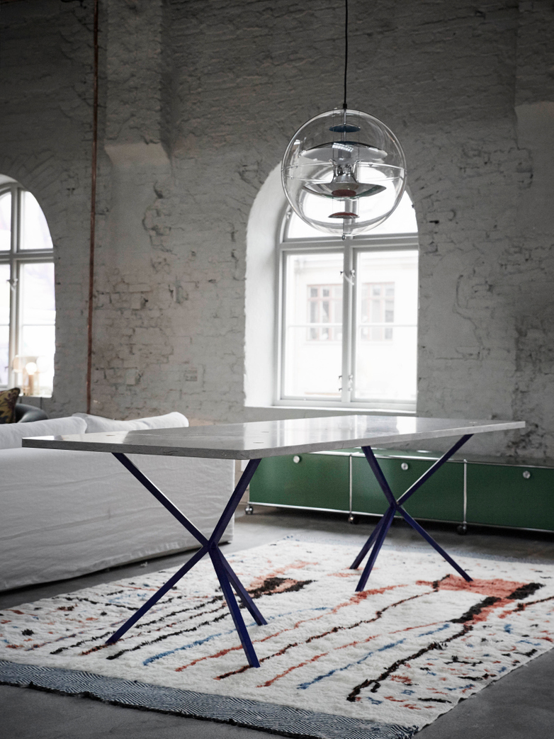 Rectangular Table – Klein Blue – Azul Verde