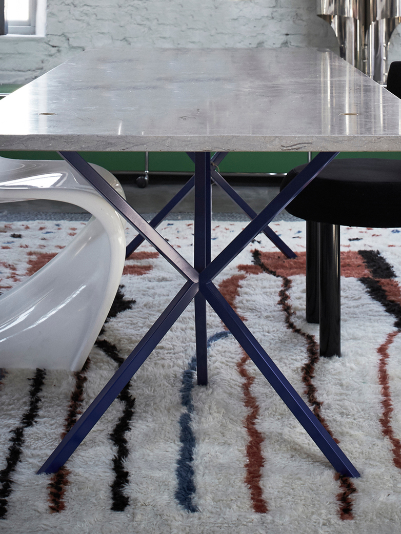 Rectangular Table – Klein Blue – Azul Verde