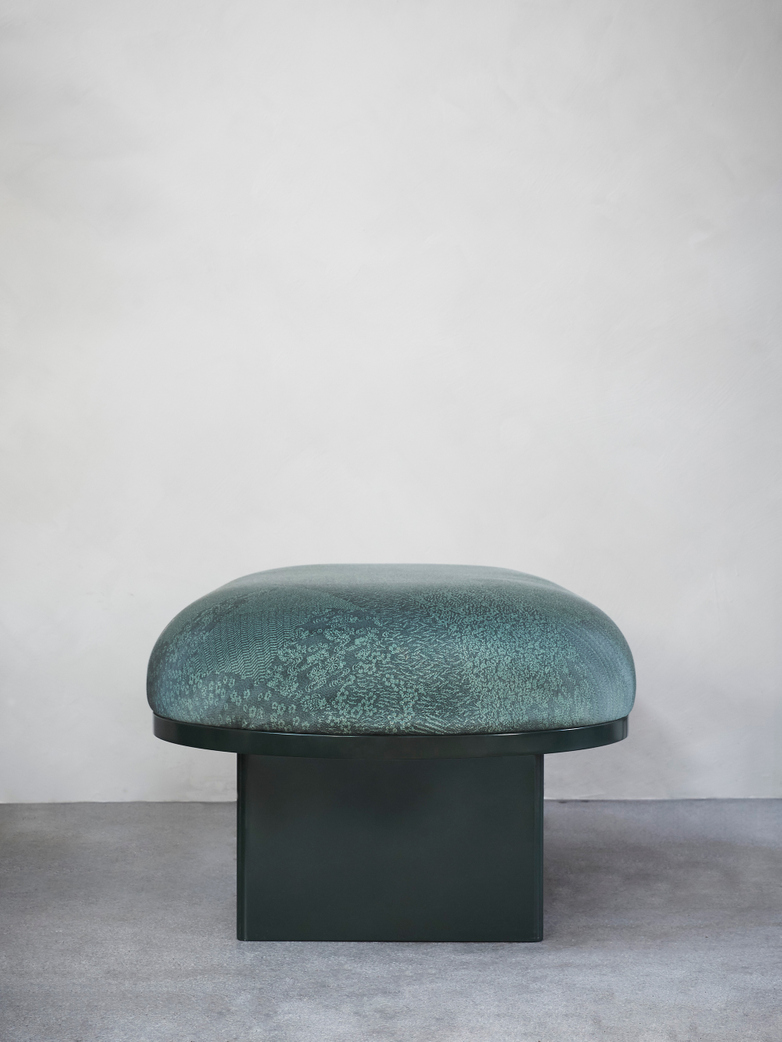Anza Bench 160 – Cedar Green