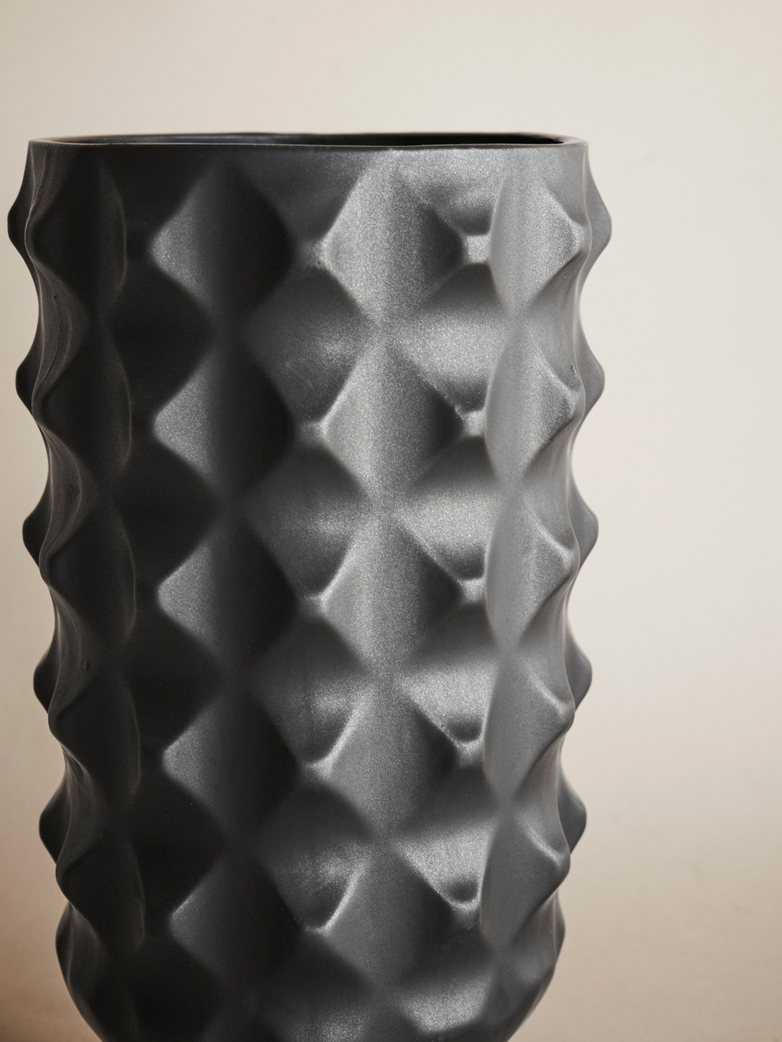 Miso Vase – Black