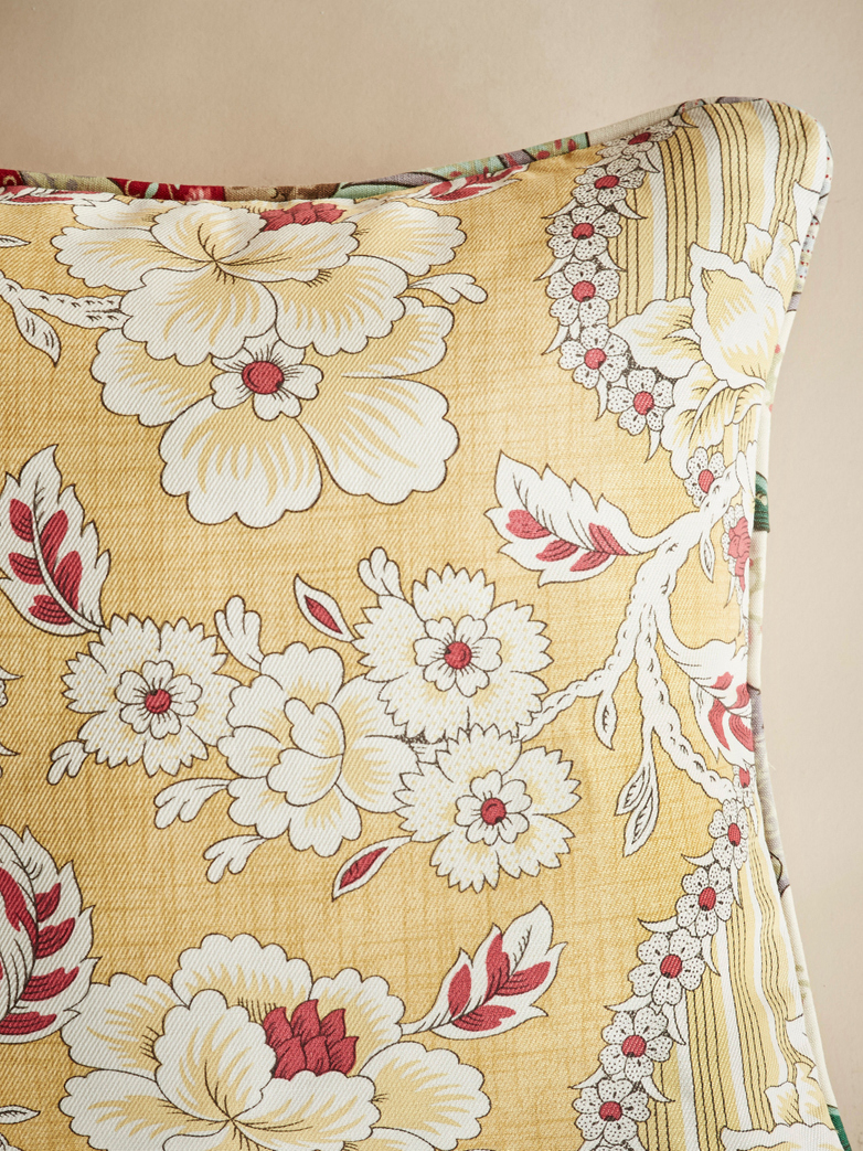Boise de Rose – Gold/Berry – 50 x 50