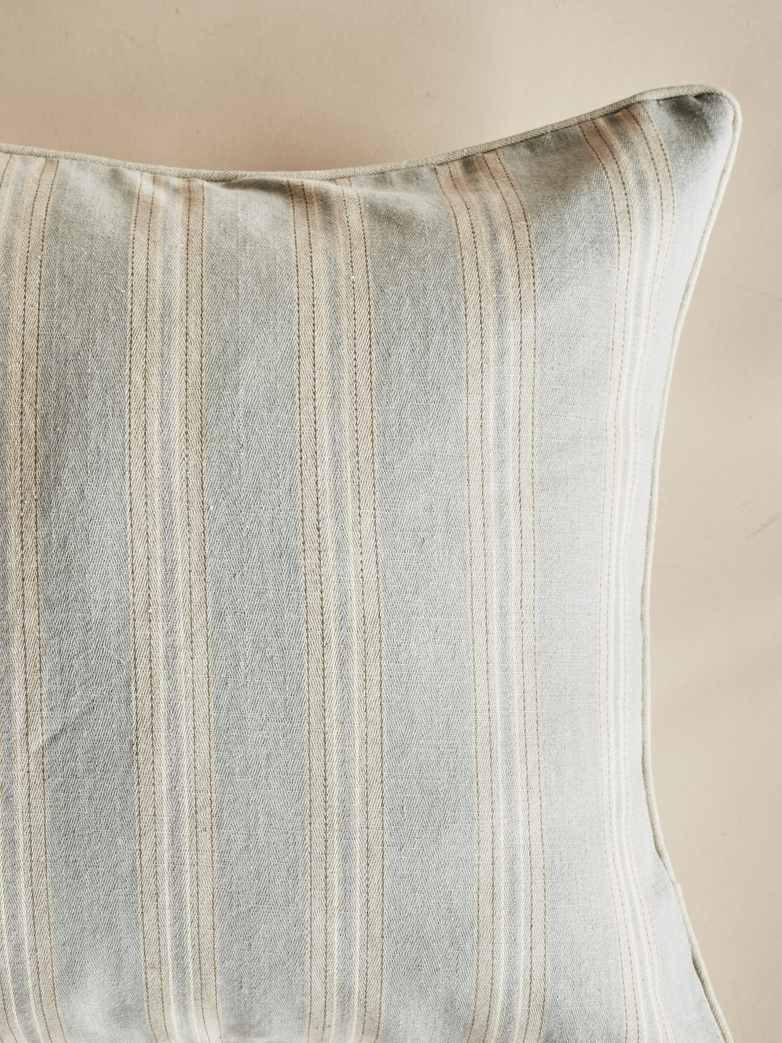 Amery – 60 x 60