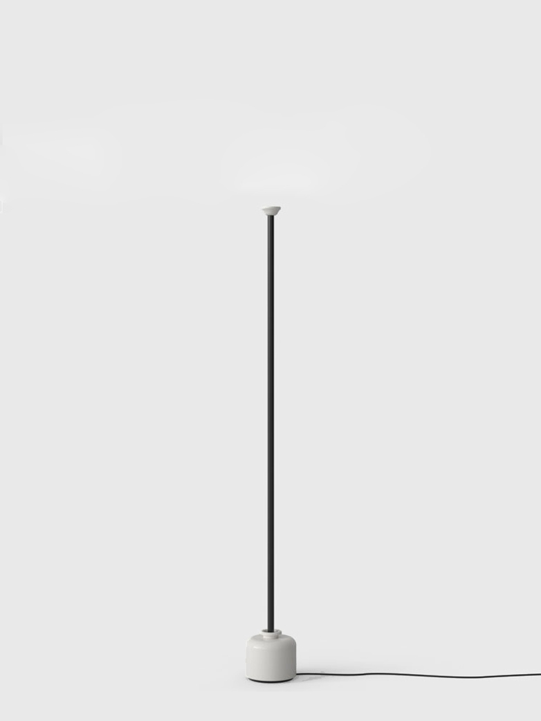 Model 1095 Floor Lamp – Black/White