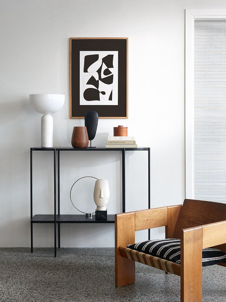 Objec Blanc No. 26 – 50 x 70