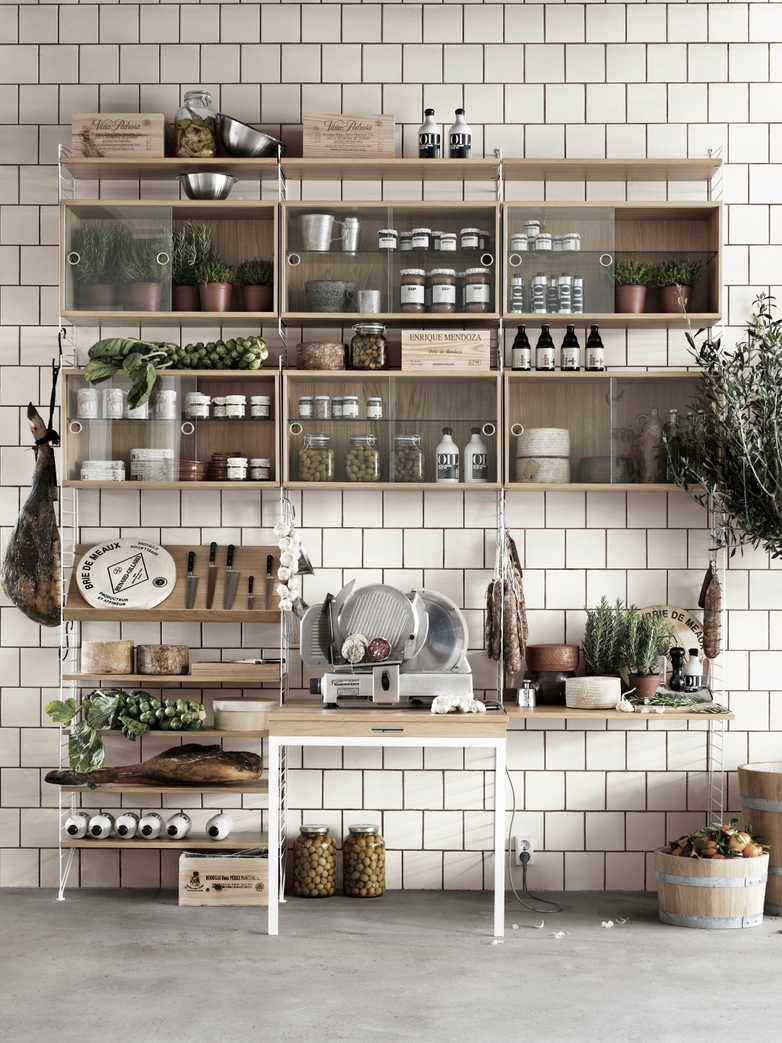 Display Cabinet – Oak