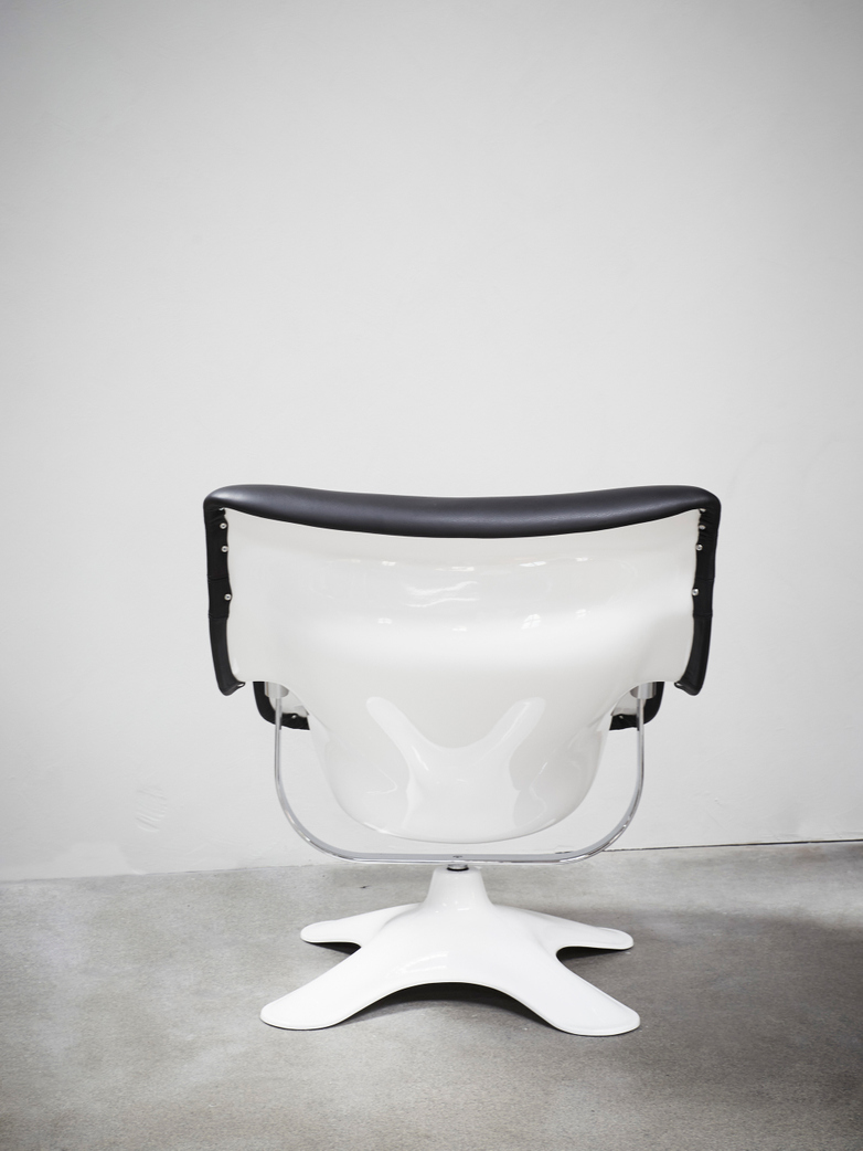 Karuselli Lounge Chair