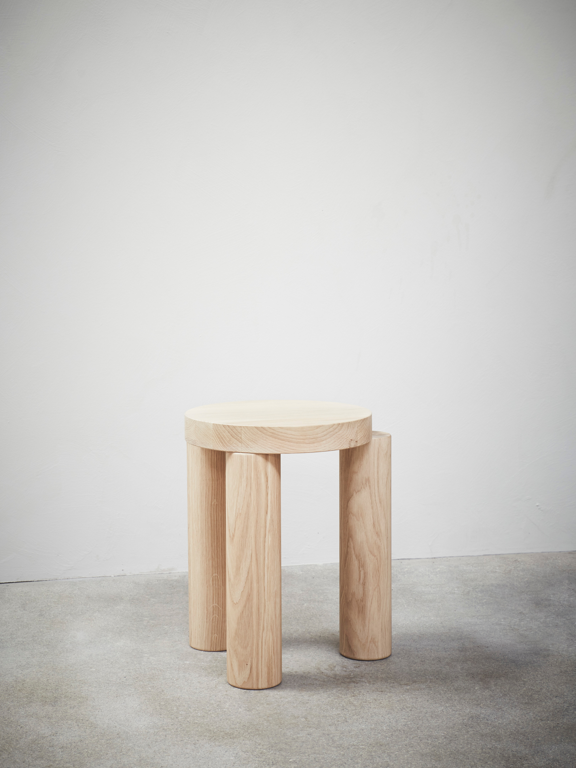 26273 Aad78a1f49 Ofs001n Offset Stool Portrait