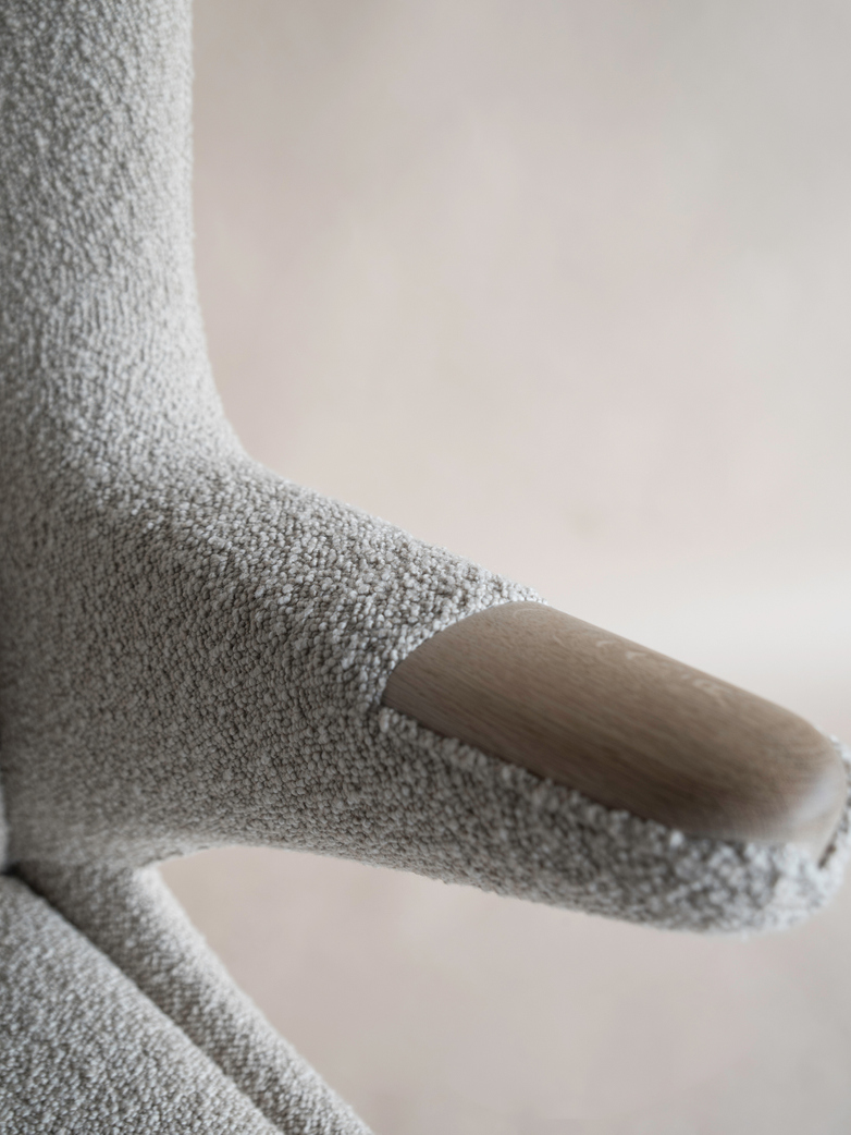 PP19 Papa Bear Chair