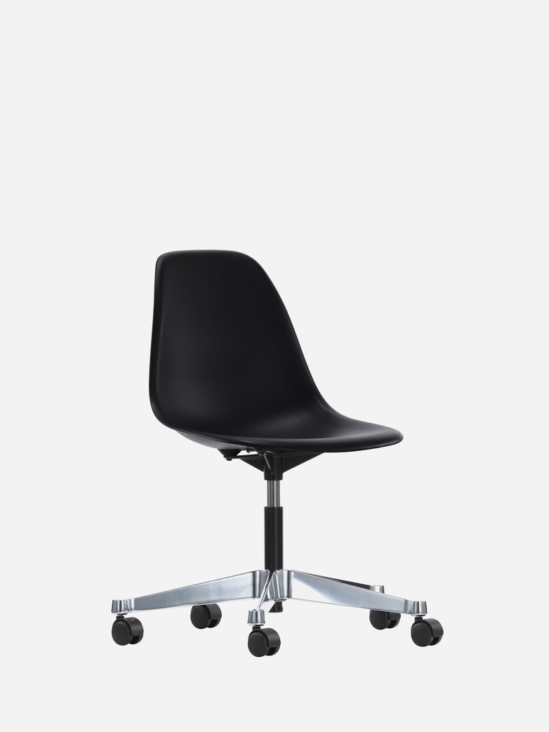 Eames Plastic Chair – Castor Based – PSCC – Black