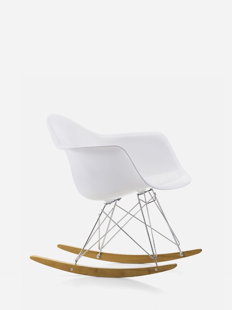 Eames Plastic Armchair – RAR – White