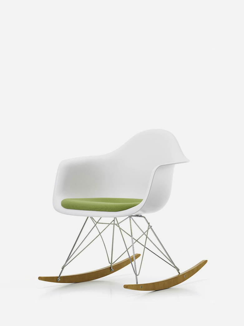 Eames Plastic Armchair – RAR – White/Green